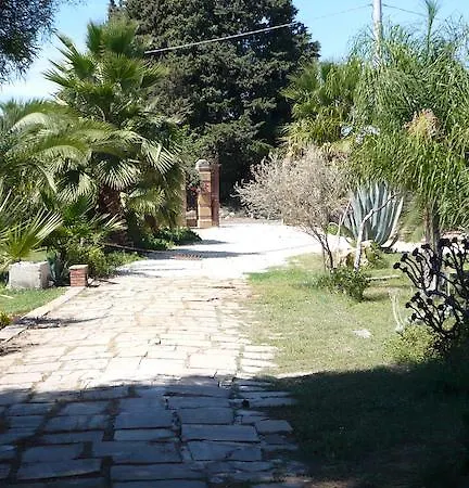 فندق مبيت وإفطار Asparano أونينا