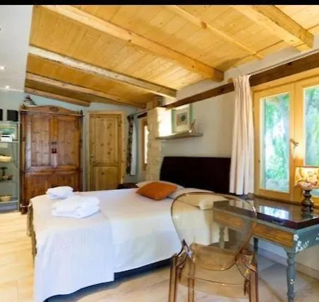 Asparano Bed and breakfast 4*
