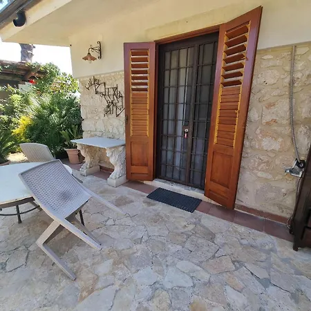 Asparano Отель типа 